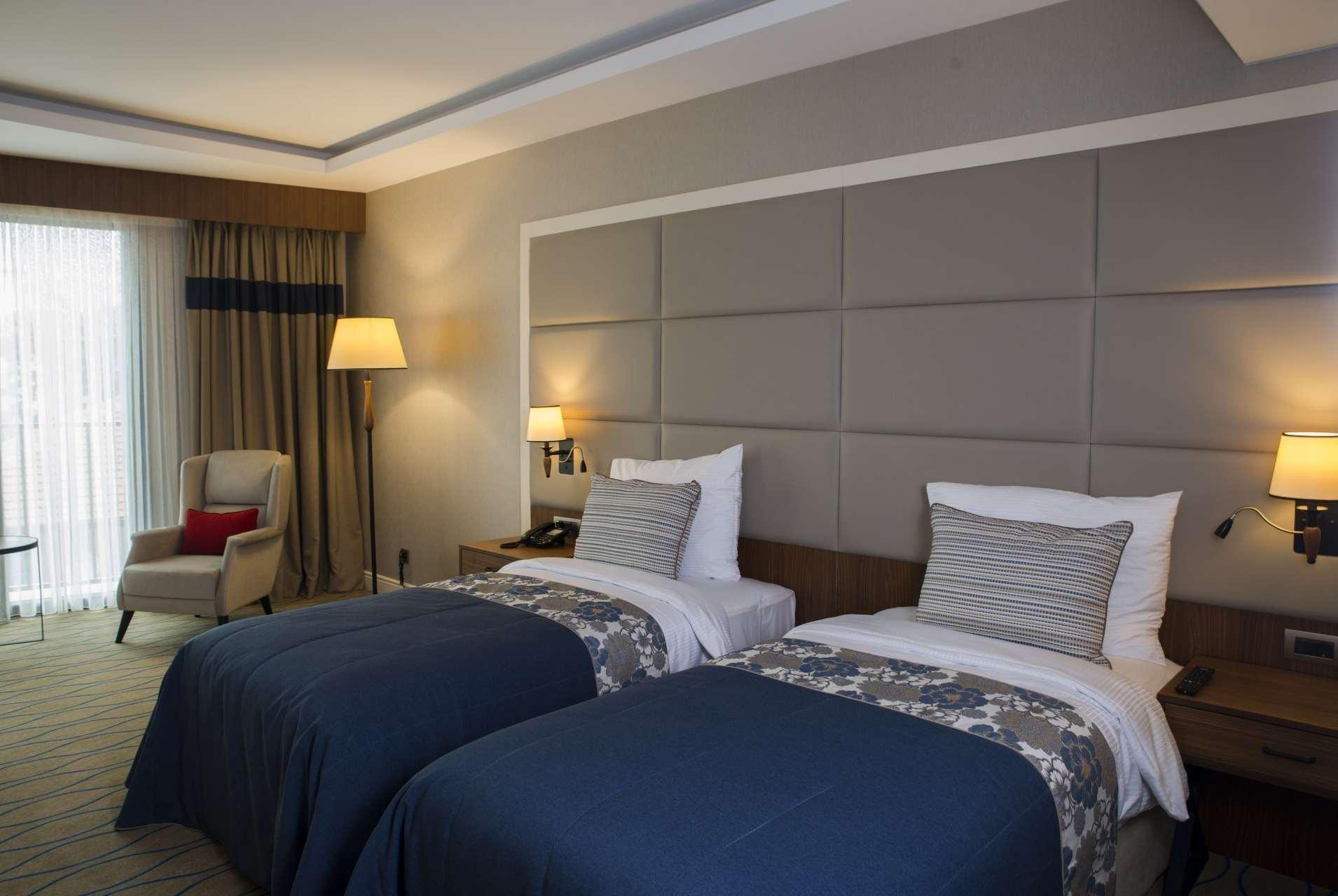Ramada By Wyndham Sakarya Hendek Hotel Buitenkant foto