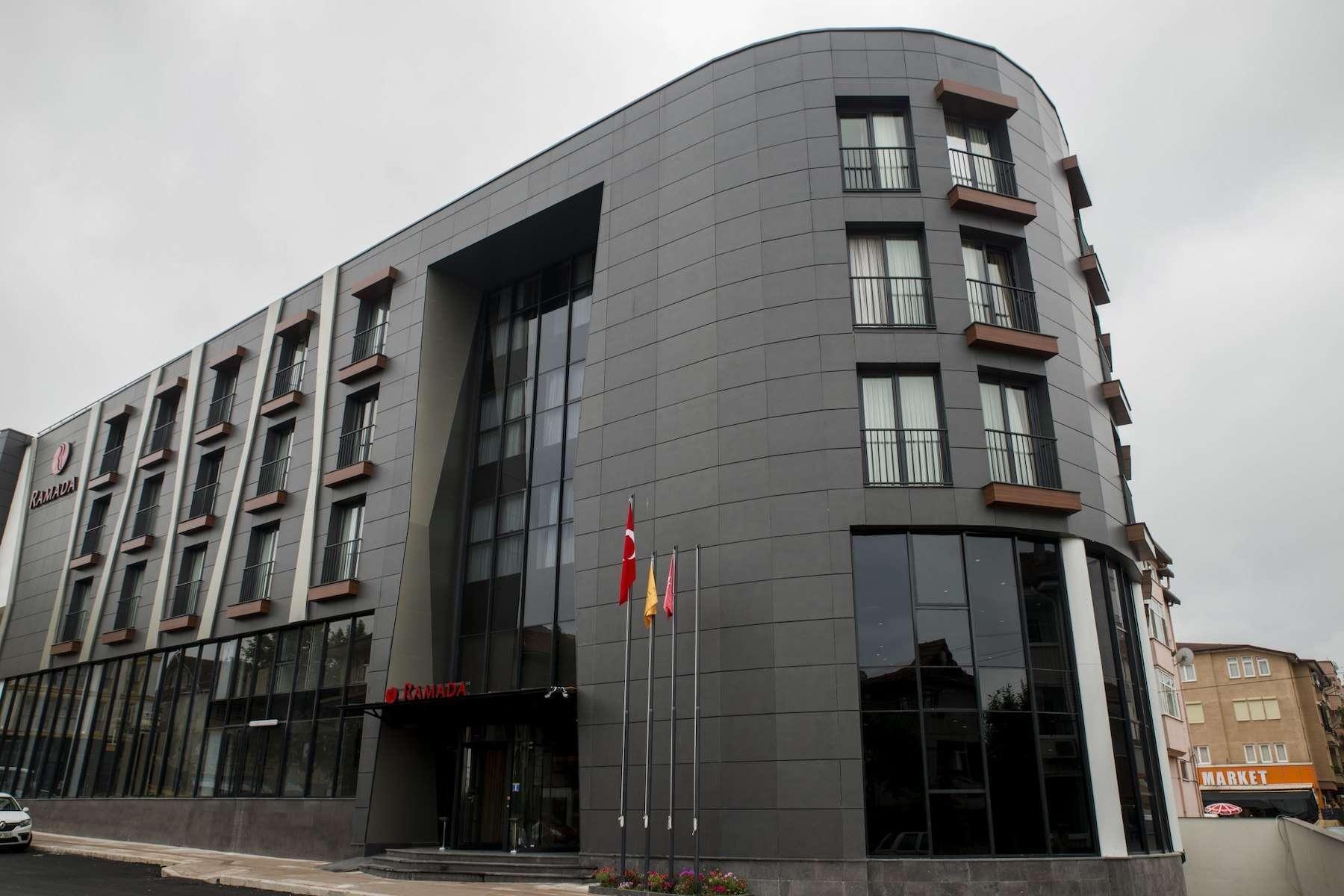 Ramada By Wyndham Sakarya Hendek Hotel Buitenkant foto