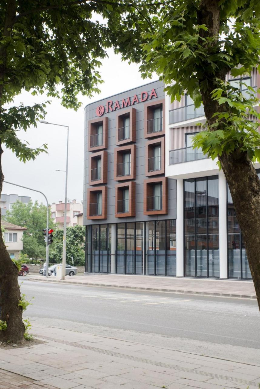 Ramada By Wyndham Sakarya Hendek Hotel Buitenkant foto