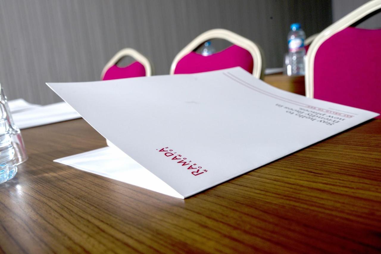 Ramada By Wyndham Sakarya Hendek Hotel Buitenkant foto